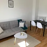Lacolline-ponthebert,com - Entier Rénové -grand Parking Gratuit, équipé, Confortable, Netflix Et Amazon Prime Gratuits Et Illimités, Matelas Emma, Lave Linge, Vue Sur La Vallée, Rdc * Pont-Hebert