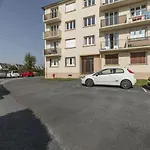 Lacolline-ponthebert,com - Entier Rénové -grand Parking Gratuit, équipé, Confortable, Netflix Et Amazon Prime Gratuits Et Illimités, Matelas Emma, Lave Linge, Vue Sur La Vallée, Rdc Appartamento *
