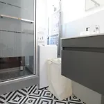 Lacolline-ponthebert,com - Entier Rénové -grand Parking Gratuit, équipé, Confortable, Netflix Et Amazon Prime Gratuits Et Illimités, Matelas Emma, Lave Linge, Vue Sur La Vallée, Rdc *