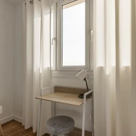 Apartment Valley View Retreat: Fully Renovated With Free Parking And Streaming Pont-Hebert