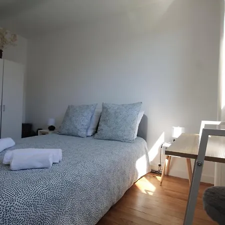 Apartmán La Colline - - Com - Grand Parking Gratuit, De 1 A 4 Personnes, Equipe, Netflix, Amazon Prime Gratuits Et Illimites, Matelas Emma, Lave Linge, Vue Sur La Vallee, Rdc *