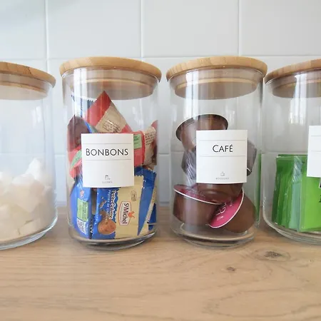 Grand Parking Gratuit, De 1 A 4 Personnes, Equipe, Netflix, Amazon Prime Gratuits Et Illimites, Matelas Emma, Lave Linge, Vue Sur La Vallee, Rdc *