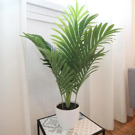 Apartment Valley View Retreat: Fully Renovated With Free Parking And Streaming Pont-Hebert