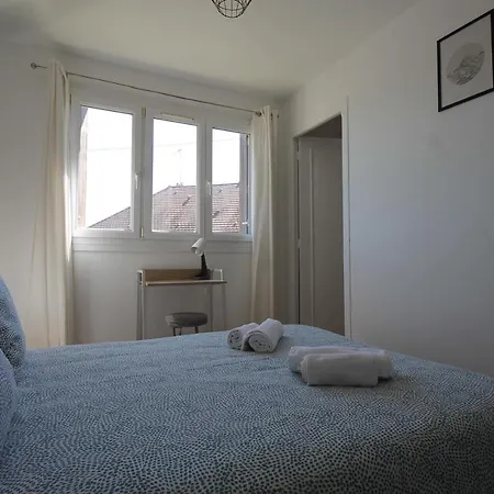 Valley View Retreat: Fully Renovated With Free Parking And Streaming Apartment