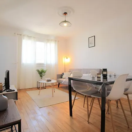 Valley View Retreat: Fully Renovated With Free Parking And Streaming * Pont-Hebert